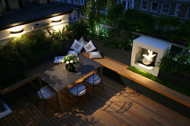 ロンドンにあるコンテンポラリースタイルのおしゃれな屋上庭園の写真