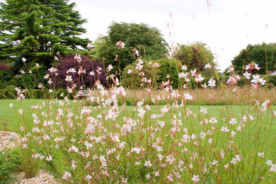 Design ideas for a retro garden in Wiltshire.