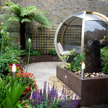Spiral Courtyard Garden - East London