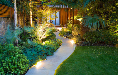 10 Stylish Ways to Light Your Garden