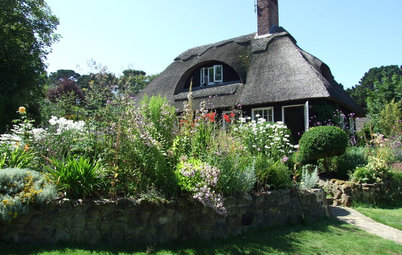 How to Create a Cottage-Style Garden
