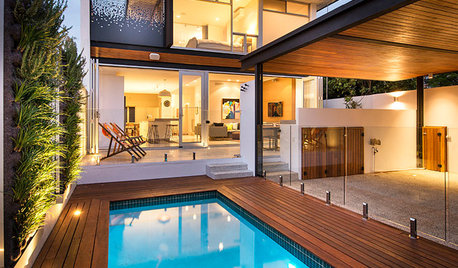 Houzz Tour: Perth Addition Packs a Lot of Lovely Into a Small Package