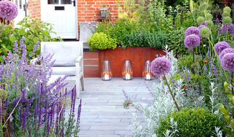 20 Patios That Incorporate Lush Planting