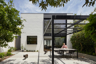 Design ideas for a small contemporary garden in Melbourne.