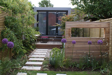 Photo of a medium sized contemporary back garden in Kent.