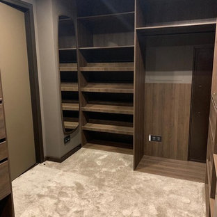 Diseño de armario y vestidor escandinavo grande