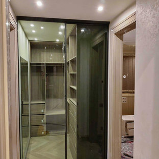 Modelo de armario y vestidor nórdico grande