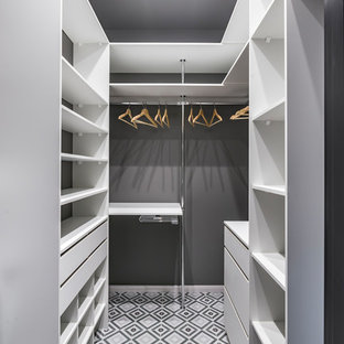 Immagine di piccoli armadi e cabine armadio design