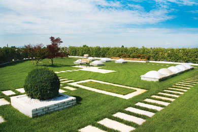 Modelo de jardín de secano de estilo zen de tamaño medio en azotea con exposición total al sol y adoquines de piedra natural