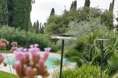 ミラノにあるおしゃれな庭の写真
