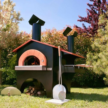 Pizza Oven in a backyard