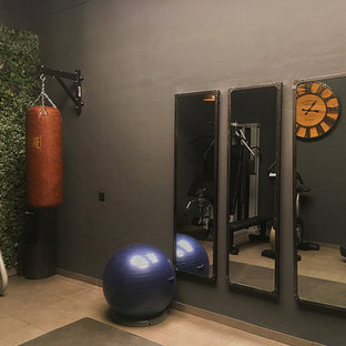 Industrial Gym in a Barcelona Basement