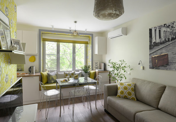 Contemporary Living Room by Desatori