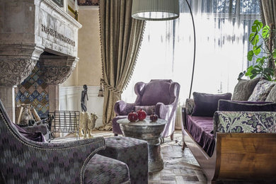 Свежая идея для дизайна: изолированная гостиная комната в стиле шебби-шик с отдельно стоящим телевизором - отличное фото интерьера