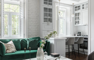 Houzz Tour: Inherited Home Gets a Bright New Life