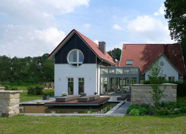 Skandinavisch Häuser by Roper Architekten