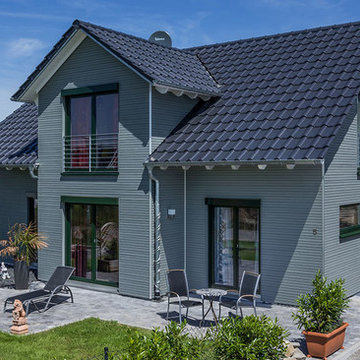Architektenhaus in Haigerloch Aussenansicht mit Garten