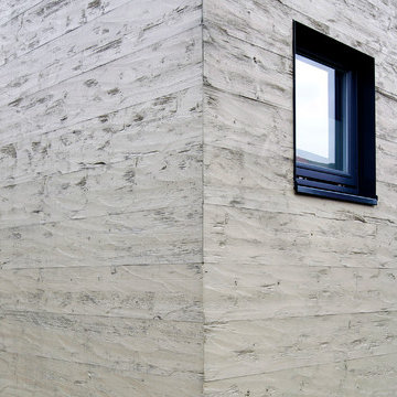 Außenfassade aus gehackter Thermofichte