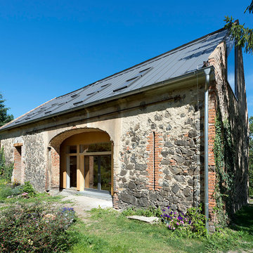 Bílka Barn
