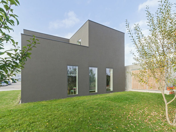 Minimalistisch Häuser by f m b architekten - N. Binder + A.-Th. Mayer