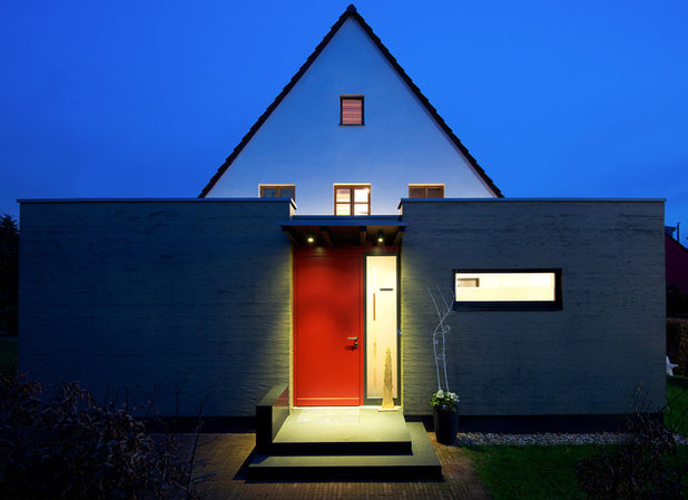 Современный Фасад дома by f \ A falkenberg Architektur
