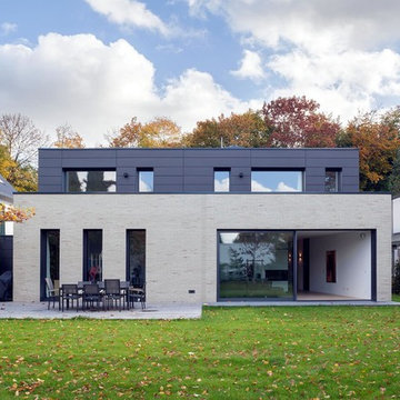 Haus v.S