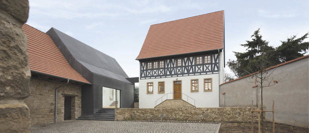 Rustikal Häuser by Morber Jennerich Architekten