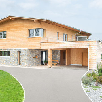 Neues Designerfenster für ein bestehendes Holzhaus