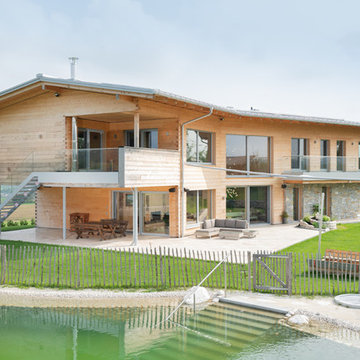 Neues Designerfenster für ein bestehendes Holzhaus