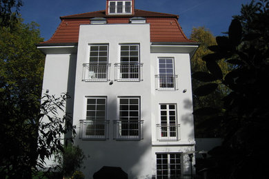 Example of a classic exterior home design in Berlin