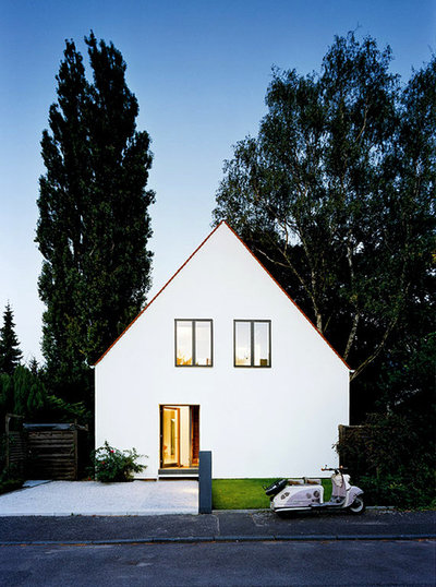 Современный Фасад дома by falke architekten