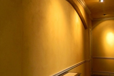 Tuscan hallway photo in San Diego