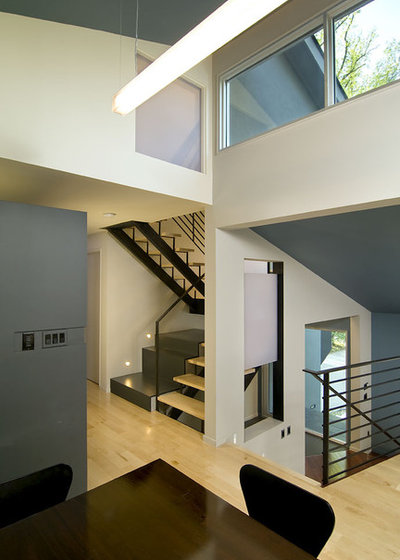 Contemporary Hall by KUBE architecture