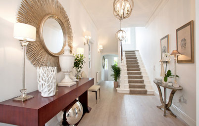 6 Ways to Add Oomph to Your Hallway