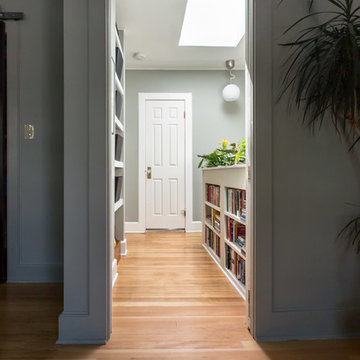 Built in book shelf  and planter wall