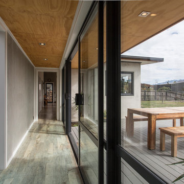 Clutha River Concrete House