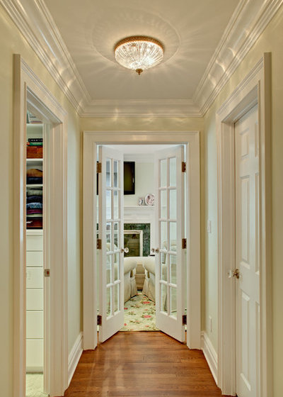 Traditional Hallway & Landing by Sheila Rich Interiors, LLC