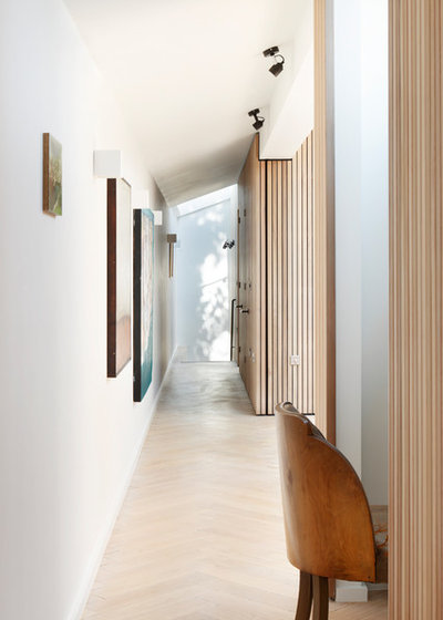 Contemporary Corridor by Delve Architects