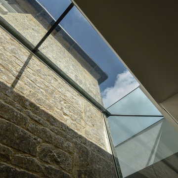 Curtilage Listed Coach House - Glazed link