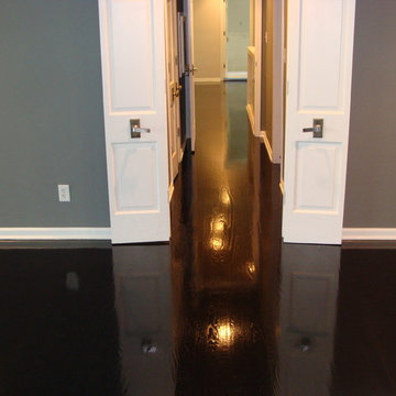 Ebony High-gloss wood floors