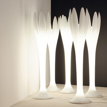Eos Floor Lamp by Bonaldo