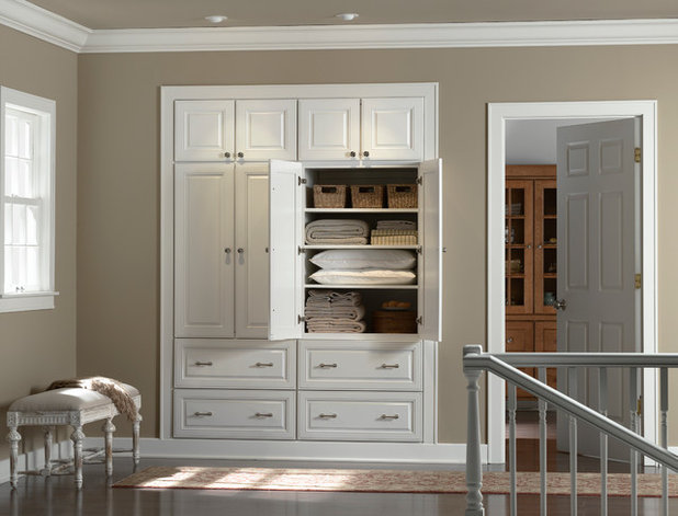 Traditional Hallway & Landing by Colorado Classic Cabinets