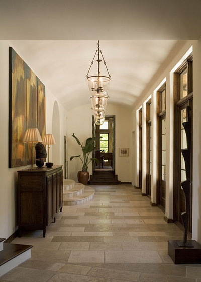 Traditional Hallway & Landing by Hugh Jefferson Randolph Architects
