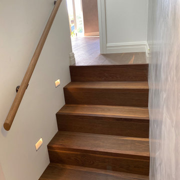 Handrail
