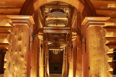 Esempio di un ingresso o corridoio stile americano di medie dimensioni con pavimento con piastrelle in ceramica