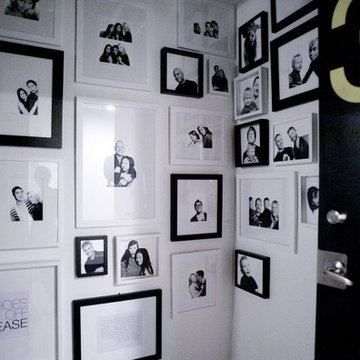 Koret Lofts Studio - Gallery Wall Feature
