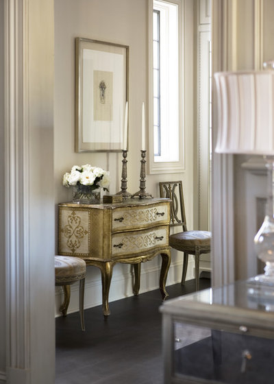 Transitional Hall by Linda McDougald Design | Postcard from Paris Home