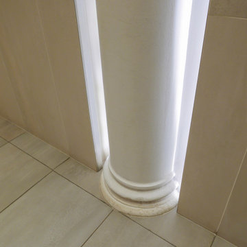 Light / Column detail at floor