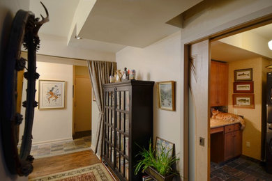 Example of an eclectic hallway design in New York