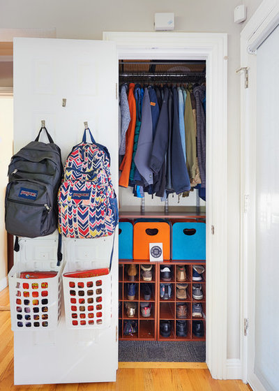 Midcentury Hall by All Buttoned Up - Smart Organization Solutions